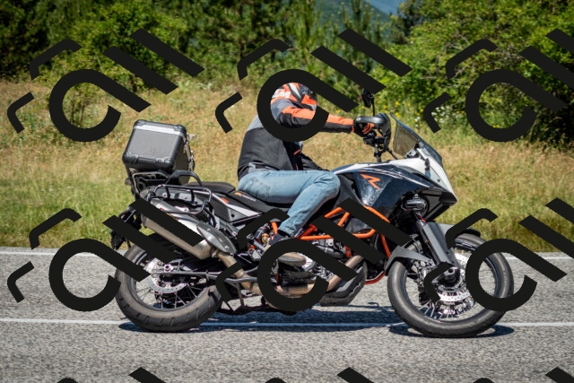 202506281221-DSC_1874_c2