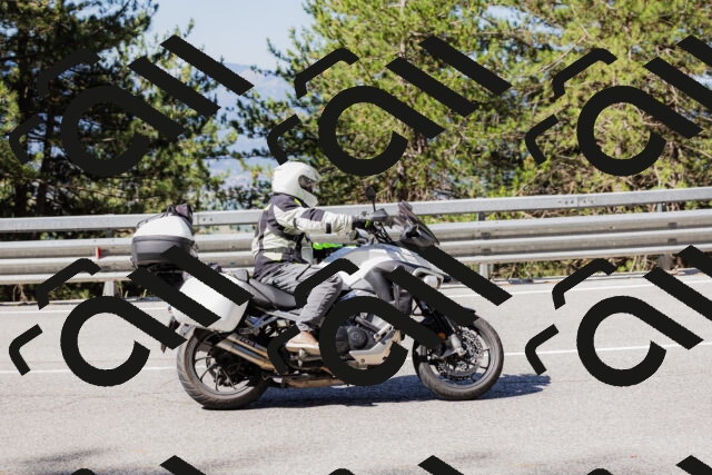 202506281009-_04A4185_c3_