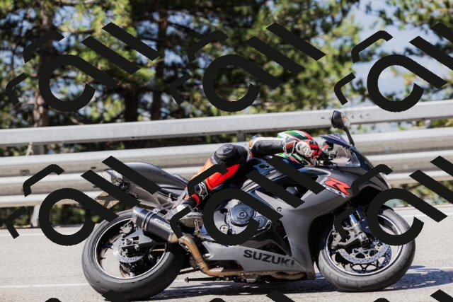 202506281018-_04A4203_c3_