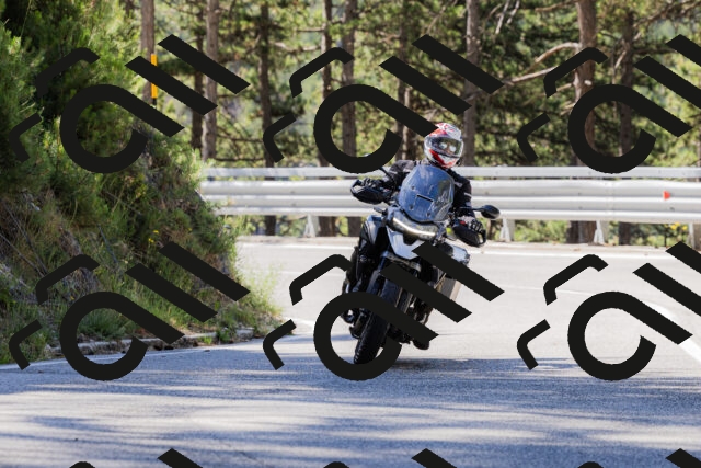 202506281035-_04A4268_c3_