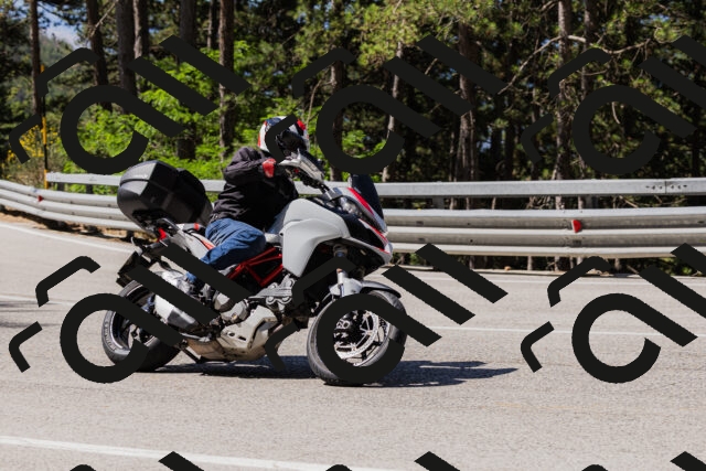 202506281037-_04A4301_c3_