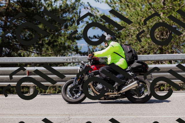 202506281044-_04A4322_c3_