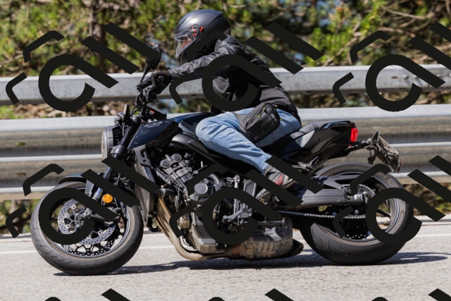 202506281046-_04A4334_c3_