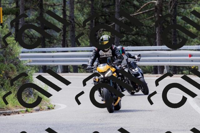 202506281051-_04A4344_c3_