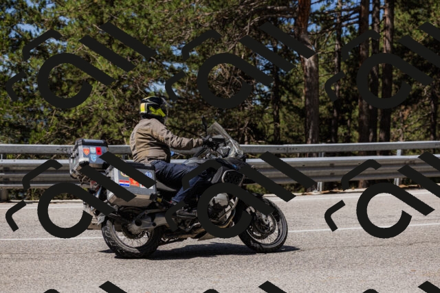 202506281055-_04A4369_c3_