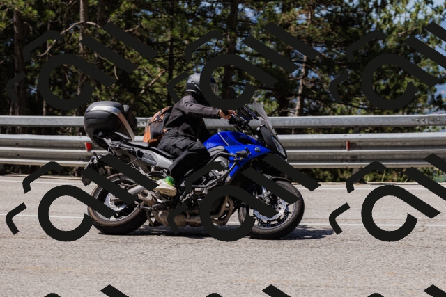 202506281108-_04A4402_c3_