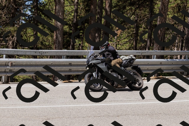 202506281109-_04A4409_c3_