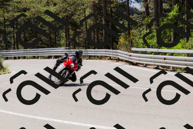 202506281112-_04A4420_c3_