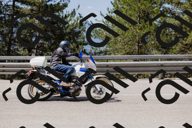 202506281113-_04A4426_c3_