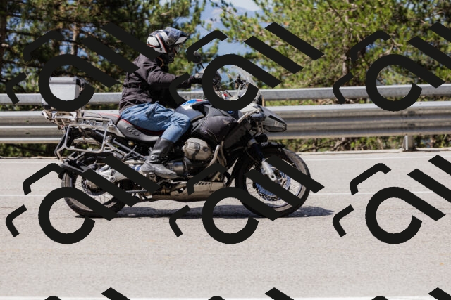 202506281114-_04A4436_c3_