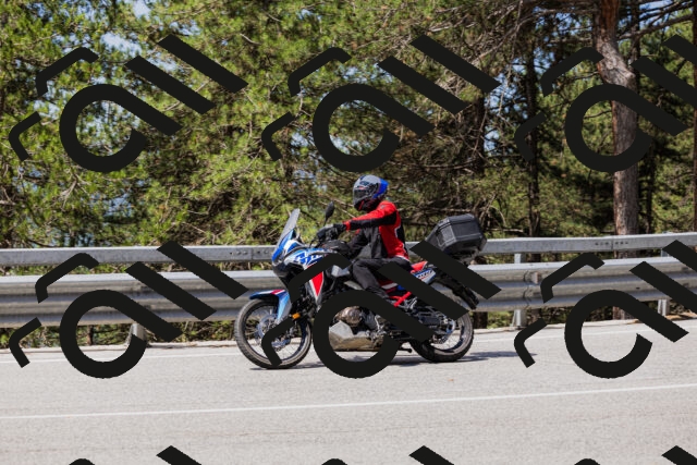 202506281121-_04A4467_c3_