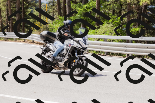 202506281127-_04A4492_c3_