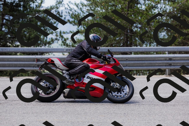 202506281130-_04A4533_c3_