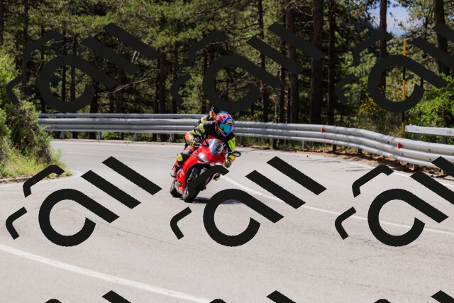 202506281137-_04A4593_c3_