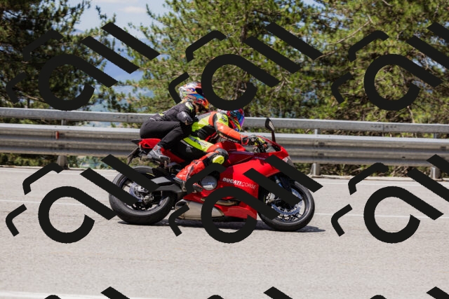 202506281137-_04A4597_c3_