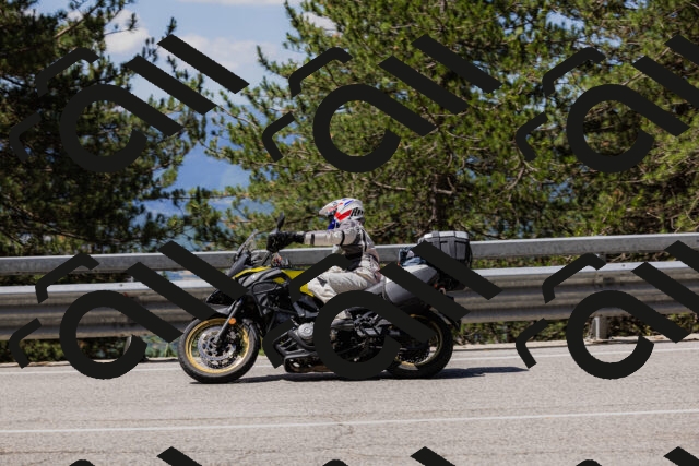 202506281144-_04A4645_c3_