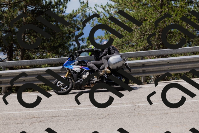 202506281147-_04A4655_c3_