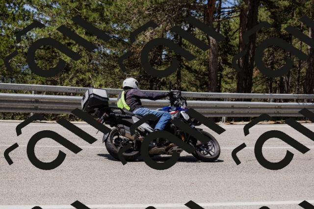 202506281148-_04A4670_c3_