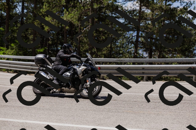 202506281149-_04A4673_c3_