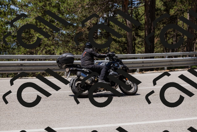 202506281149-_04A4675_c3_