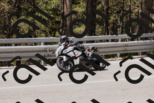 202506281155-_04A4723_c3_