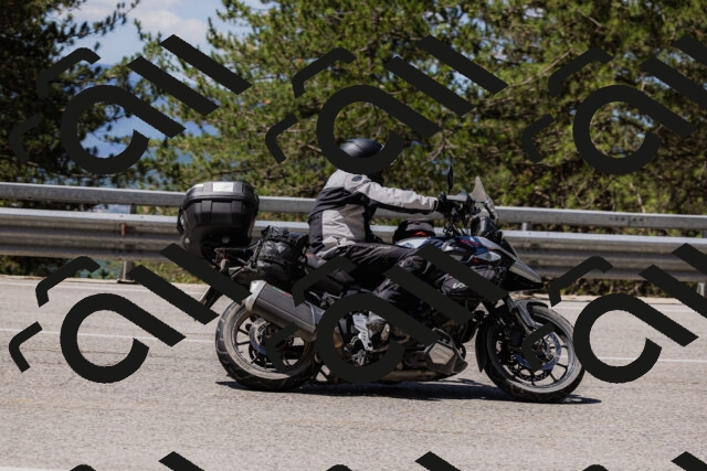 202506281155-_04A4729_c3_