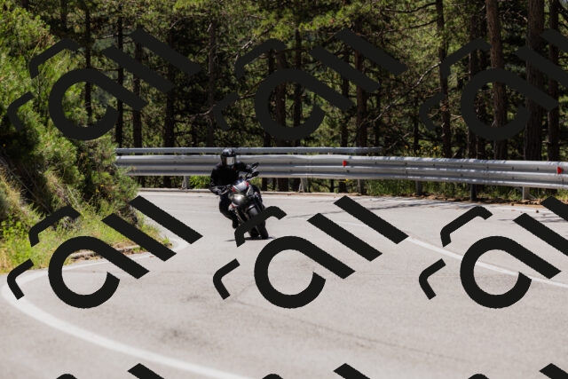 202506281156-_04A4741_c3_