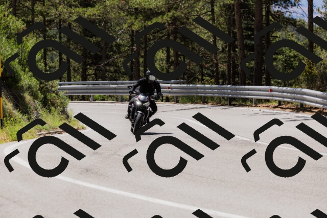 202506281156-_04A4742_c3_