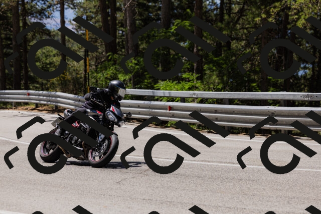 202506281156-_04A4743_c3_