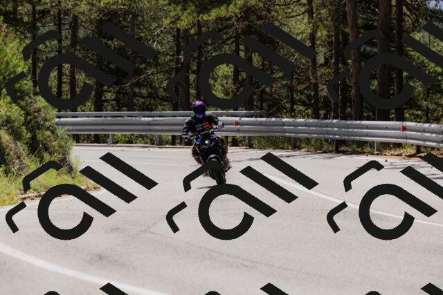 202506281156-_04A4746_c3_