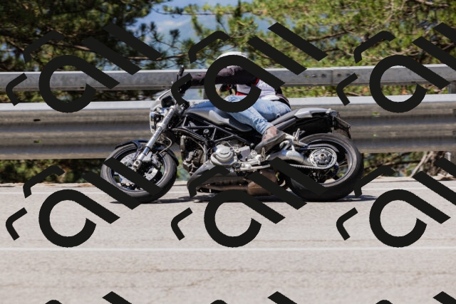 202506281157-_04A4760_c3_