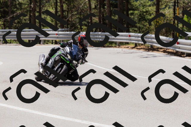 202506281157-_04A4766_c3_