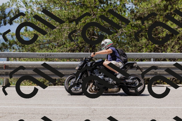 202506281157-_04A4770_c3_