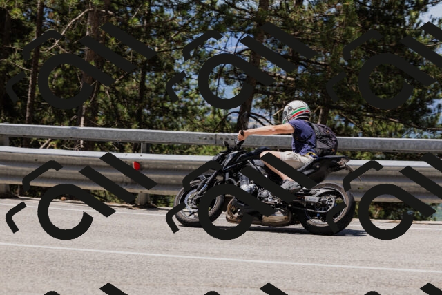 202506281157-_04A4771_c3_