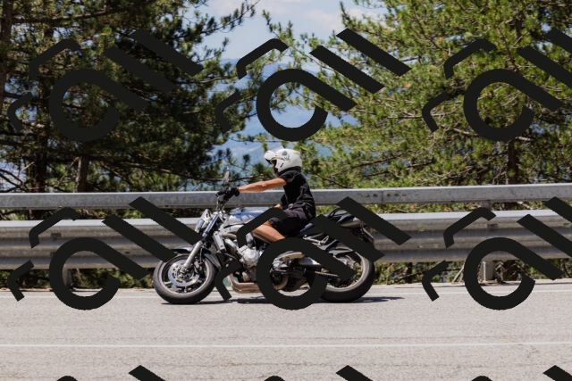 202506281159-_04A4776_c3_