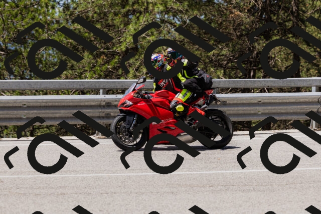 202506281201-_04A4785_c3_