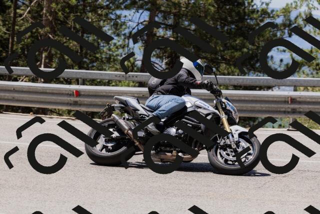 202506281201-_04A4795_c3_