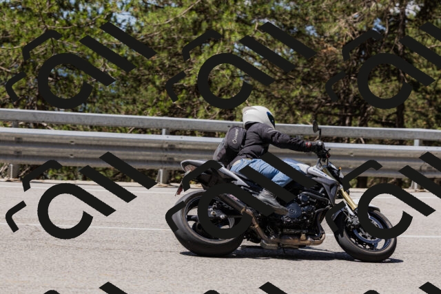 202506281201-_04A4796_c3_