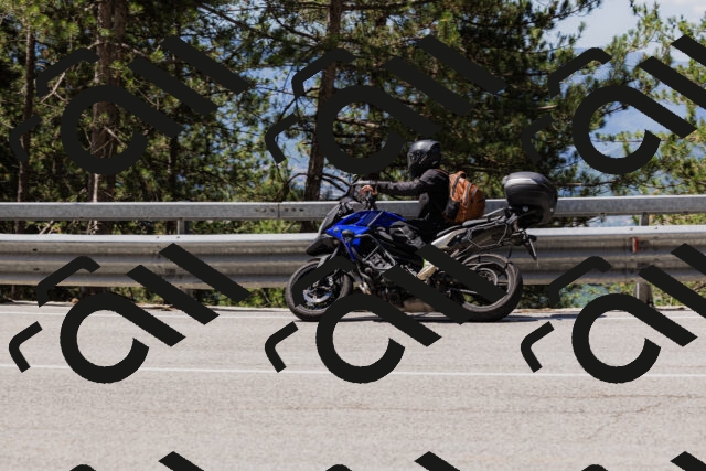 202506281202-_04A4800_c3_