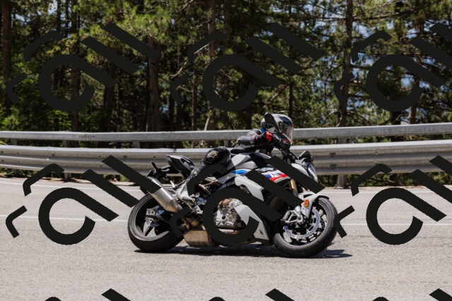 202506281212-_04A4876_c3_