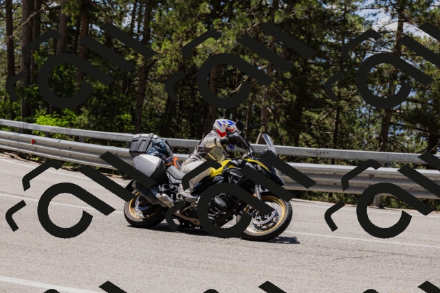 202506281212-_04A4888_c3_