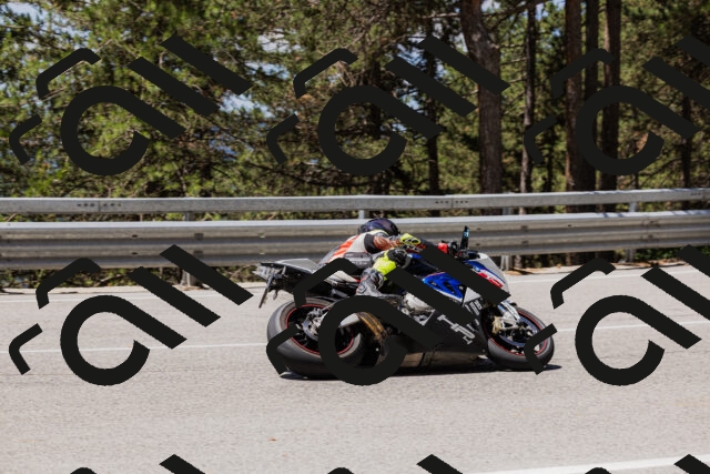 202506281213-_04A4897_c3_