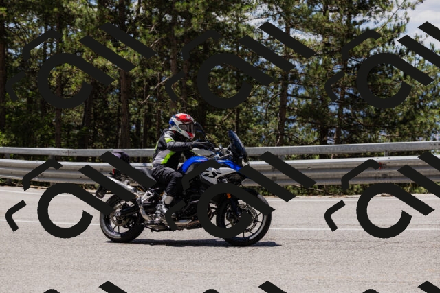 202506281220-_04A4934_c3_