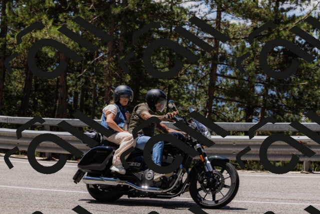 202506281220-_04A4941_c3_