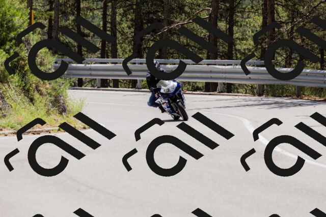 202506281231-_04A5019_c3_