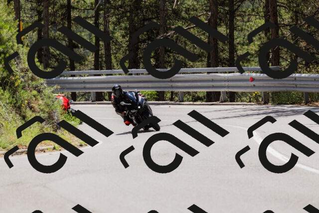 202506281237-_04A5039_c3_