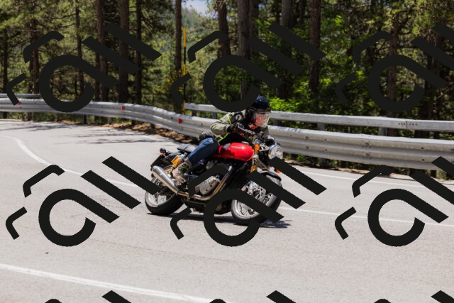 202506281238-_04A5050_c3_