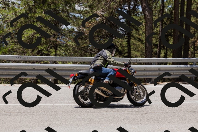 202506281239-_04A5053_c3_