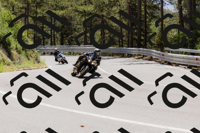 202506281239-_04A5062_c3_