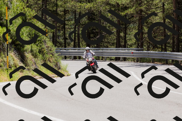 202506281239-_04A5078_c3_